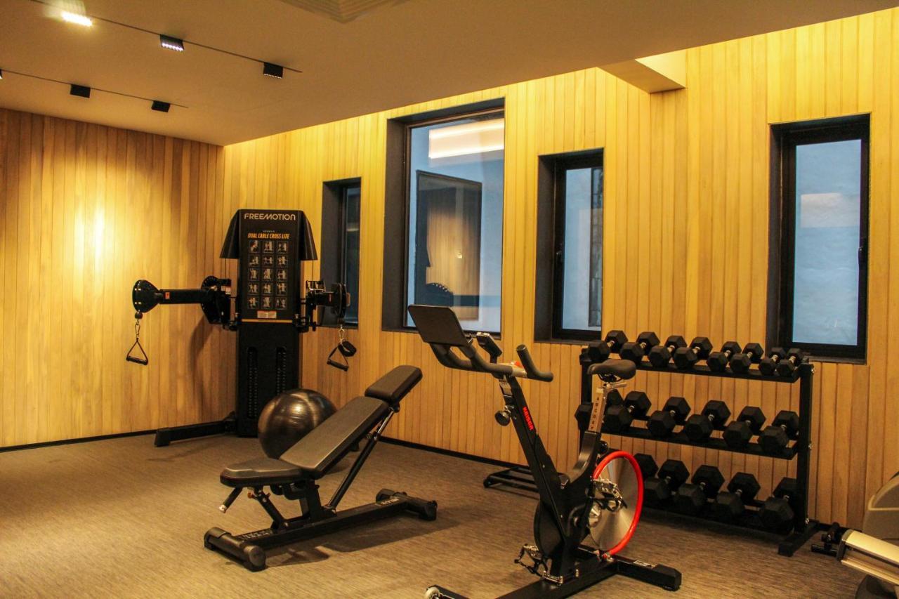 Hotel Magnolia Santiago Exterior foto A gym at the hotel